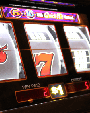 Slot machine reels